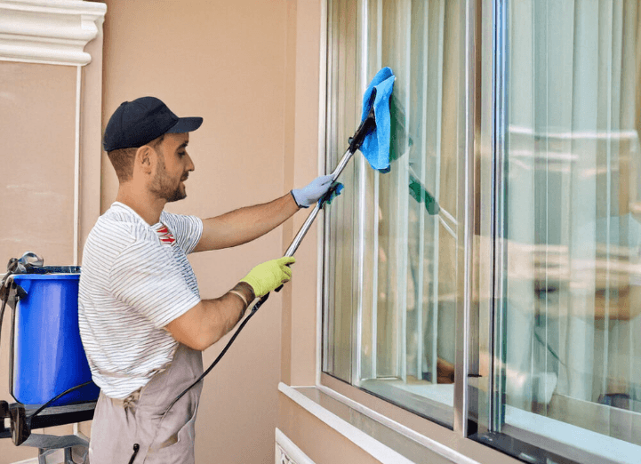 Window Cleaning Dubai for Clear, Shiny and Spotless Glass Windows